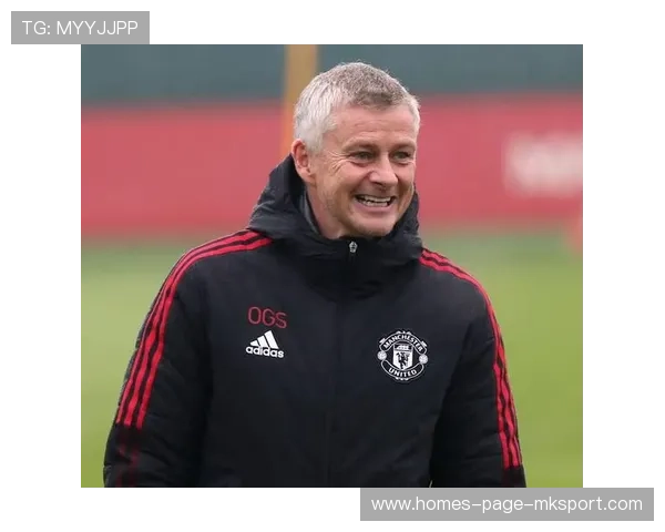 拜仁战术调整失败，主帅面临信任危机